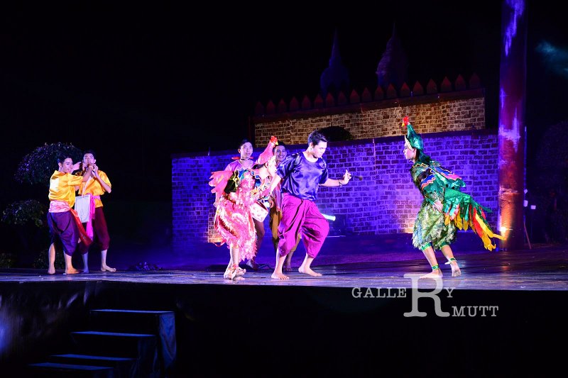 20151125-Loy Kratong_105.JPG